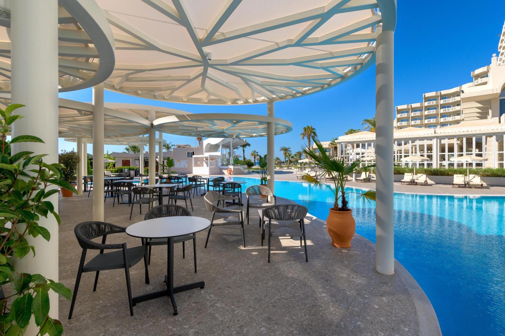 Rodos Palladium Leisure & Wellness Kallithea  Екстер'єр фото The pool at the hotel