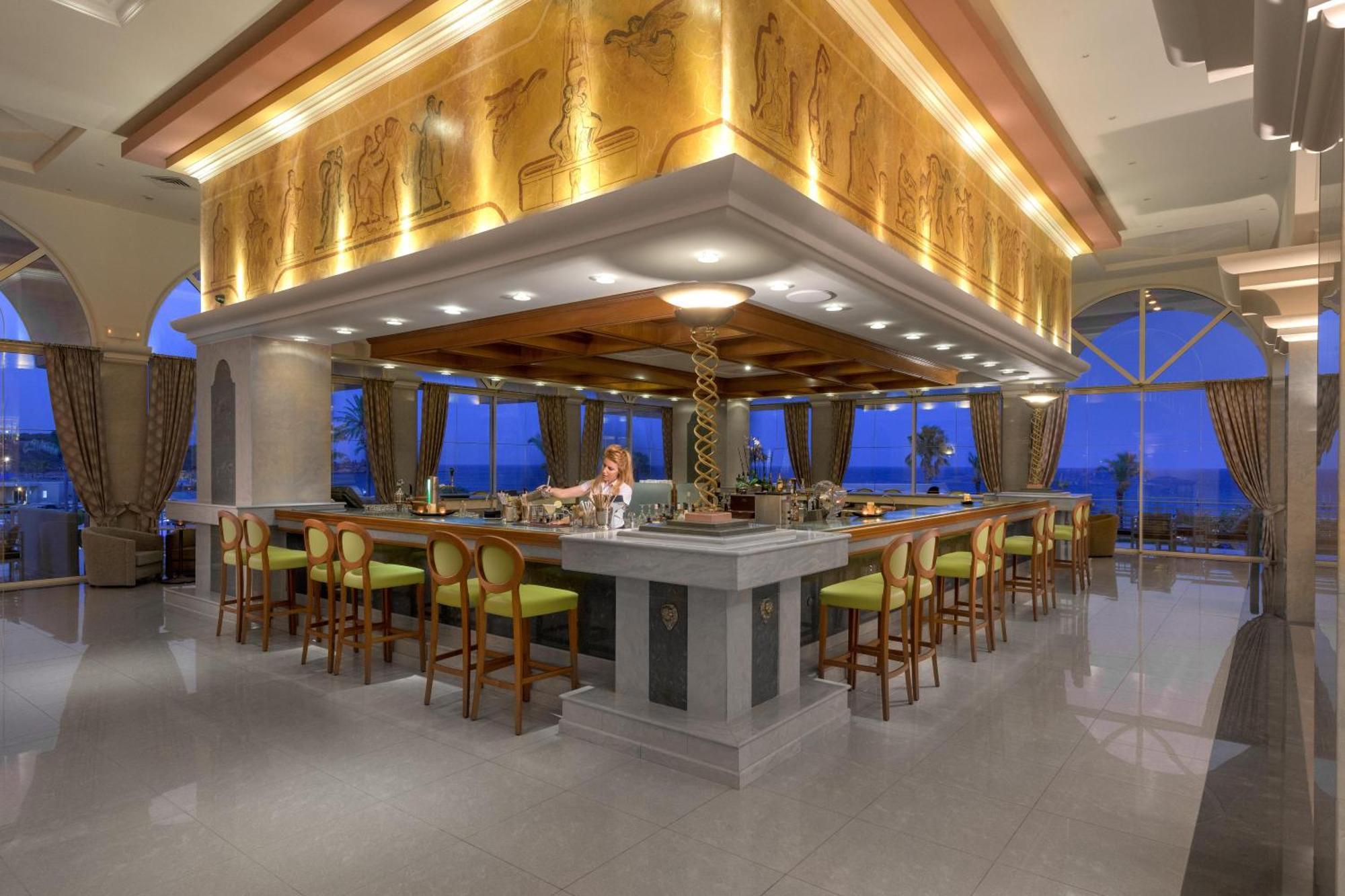 Rodos Palladium Leisure & Wellness Kallithea  Екстер'єр фото The bar at the hotel