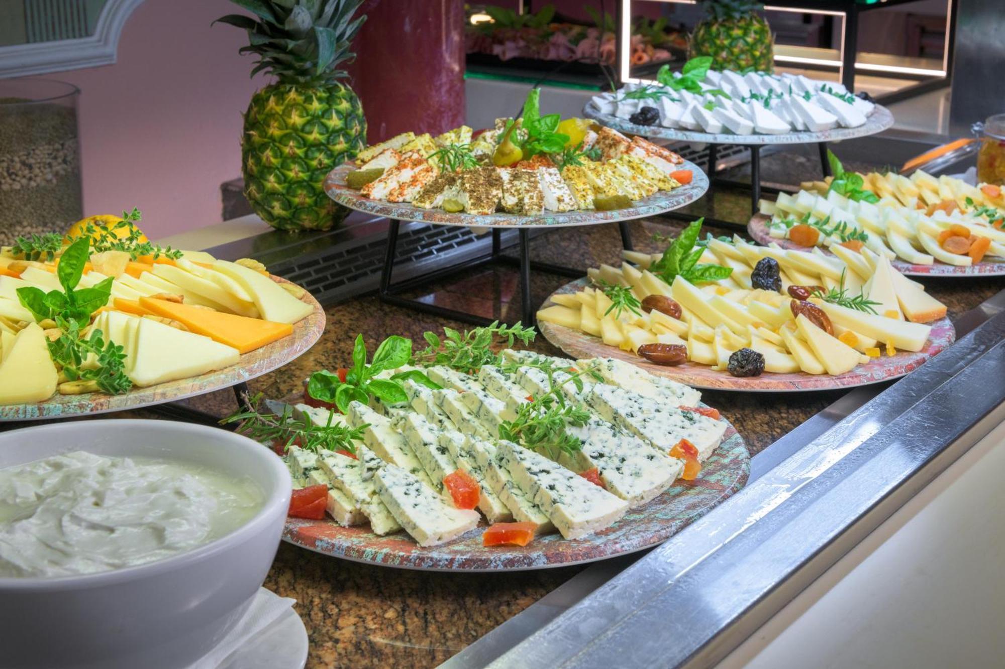 Rodos Palladium Leisure & Wellness Kallithea  Екстер'єр фото A cheese platter
